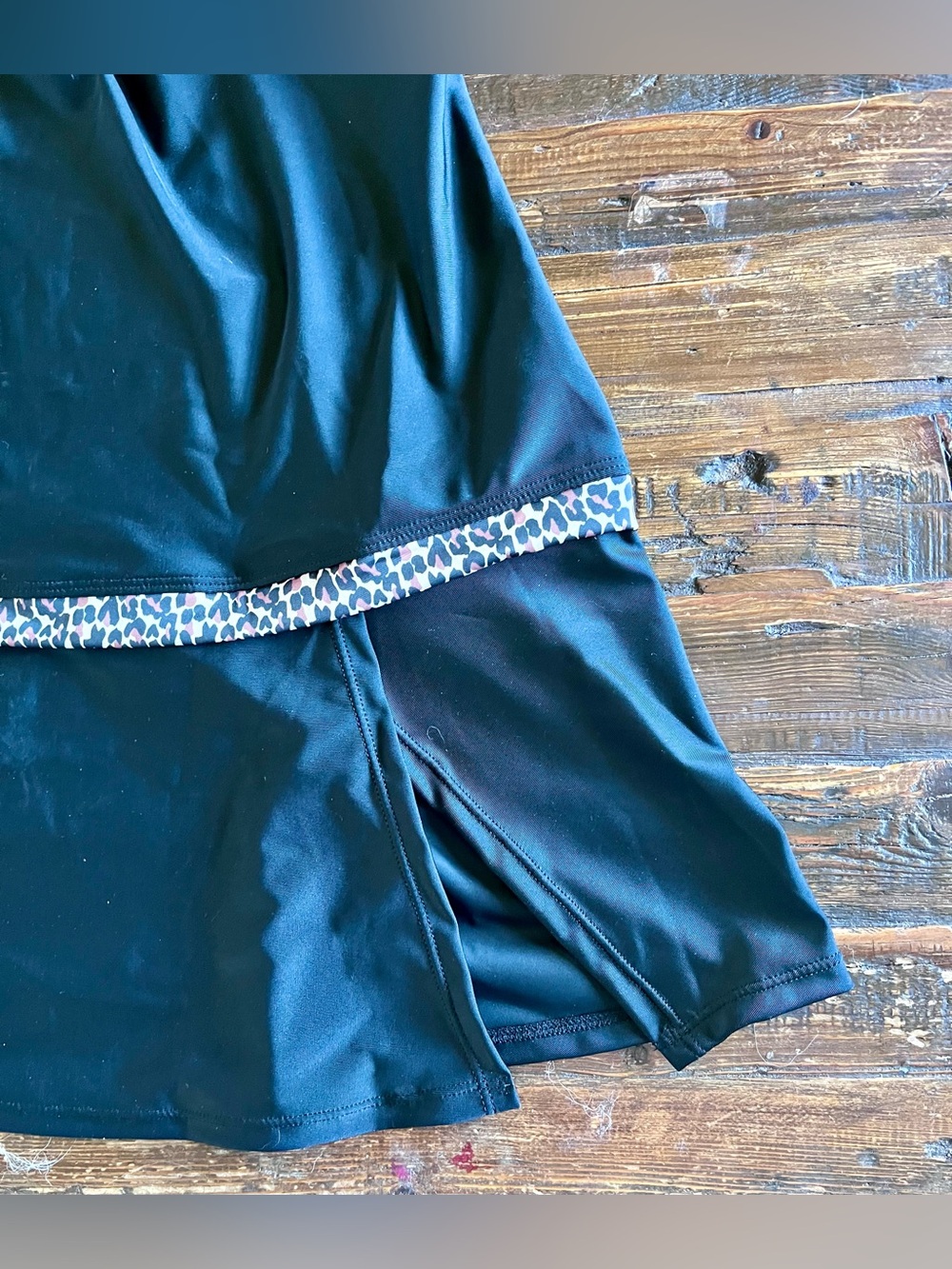 Black Swim Dress with Leopard Trim Includes black bottoms Sz M NWT - Picture 7 of 13